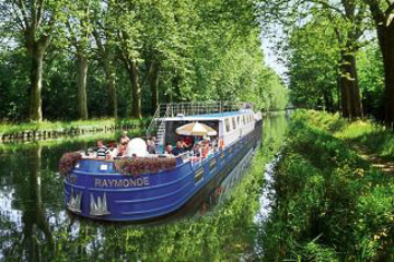 The barge Raymonde as seen from the tow path along the Champagne Route in France. travel photography workshops, digital photography, landscapes, street photography, photo workshops, travel photography, travel adventures, Barefoot Contessa Photo Adventures